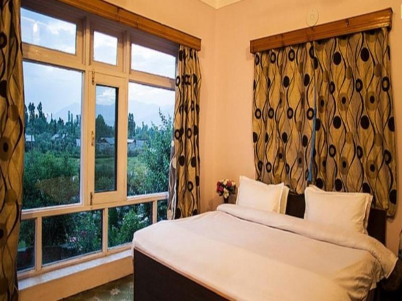 Hotel Sheesha Residency Srīnagar Zewnętrze zdjęcie